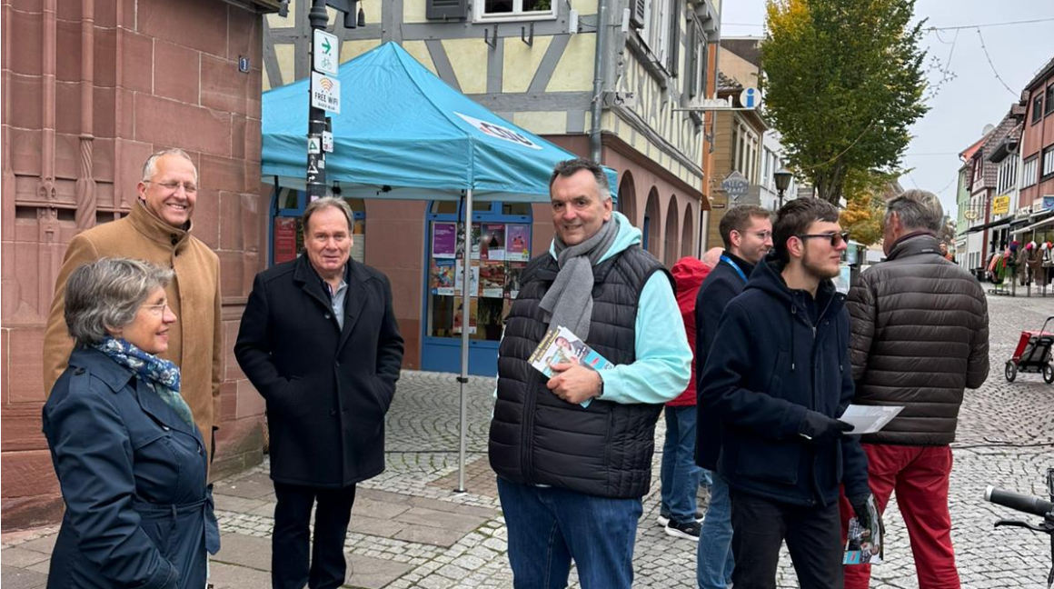 Infostand in der Fugngerzone