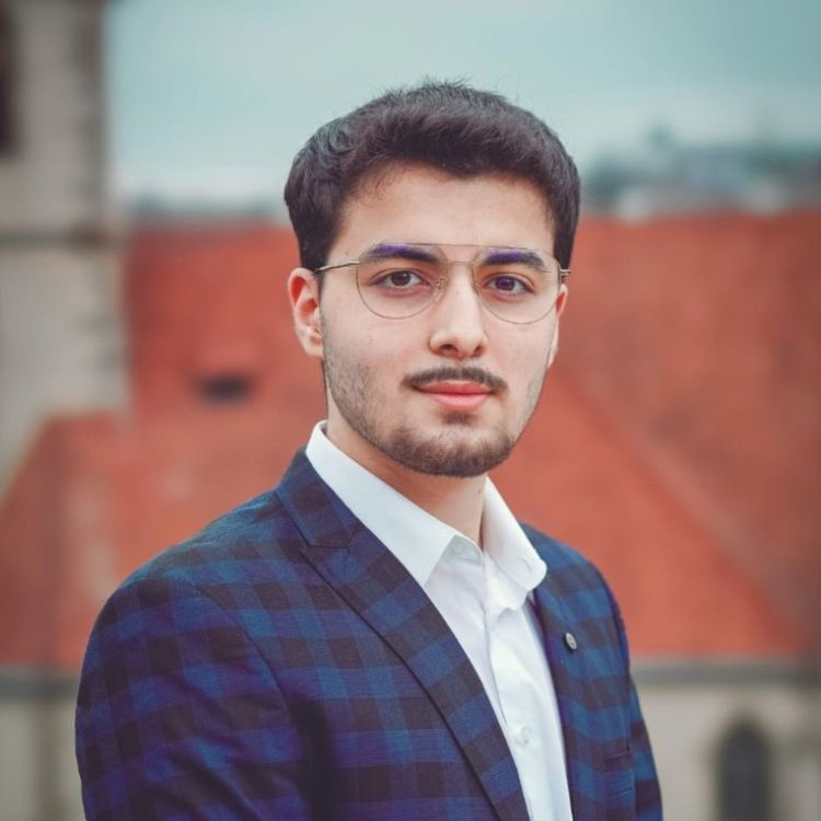  Erdogan Koc